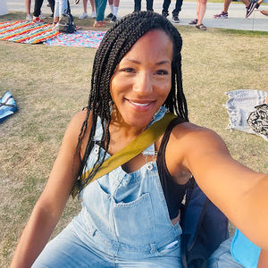 Meet your Posher, Sakeenah